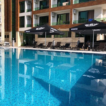 Magnetiti Hotel 우레키 외부 사진