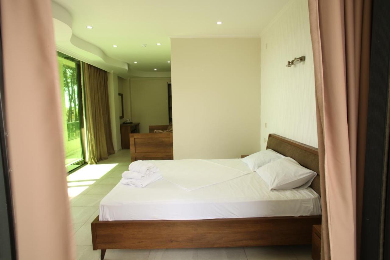 Magnetiti Hotel 우레키 외부 사진