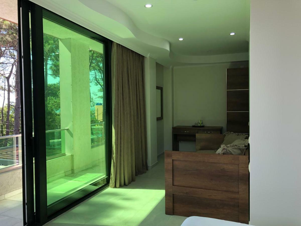 Magnetiti Hotel 우레키 외부 사진
